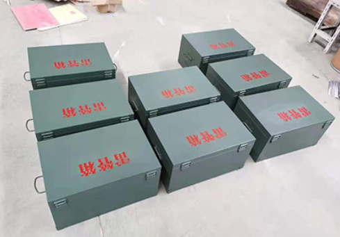 达孜炸药箱和雷管箱一般是怎么存放的？